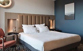 Doubletree By Hilton Lyon Eurexpo & Spa